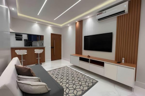 Maravilhoso apartamento de 2 Quartos em Copacabana quadra da praia